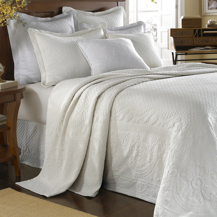 White Organic Cotton Reversible Full Bedspread Set