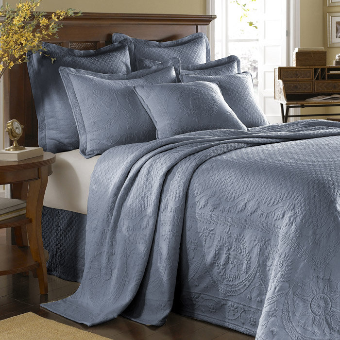 White Organic Cotton Reversible Full Bedspread Set