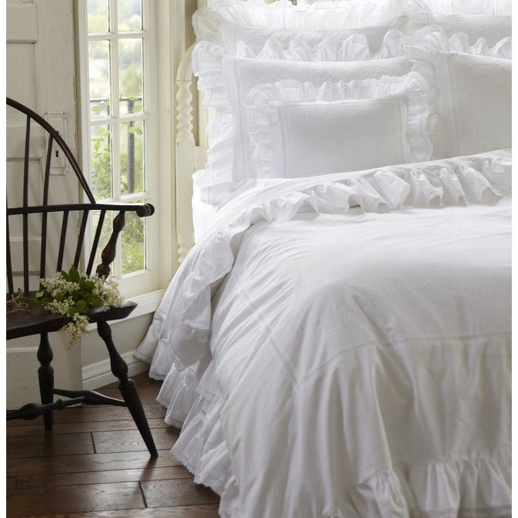 White Cotton Pintuck Queen Duvet Cover with Ruffles