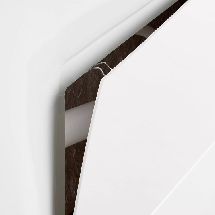 Hibiscus 67" White Acrylic Oval Freestanding Soaking Tub