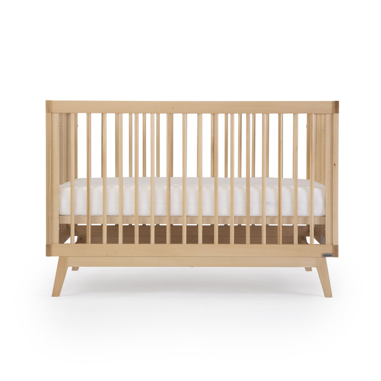 Natural Beechwood 3-in-1 Convertible Crib with Adjustable Height