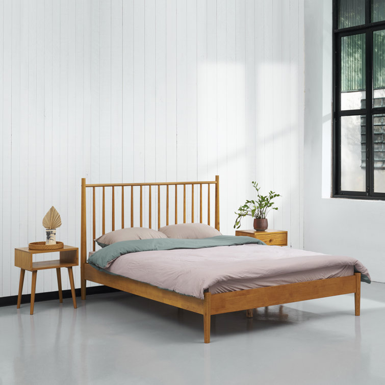 King Rustic Oak Solid Wood Bed Frame with Spindle Headboard