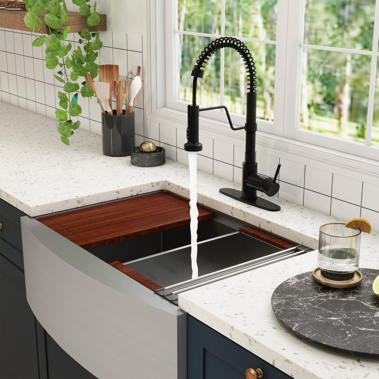33'' Stainless Steel Farmhouse Kitchen Sink with Matte Black Faucet