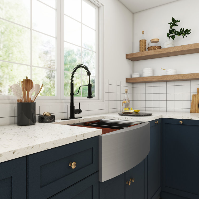 33'' Stainless Steel Farmhouse Kitchen Sink with Matte Black Faucet
