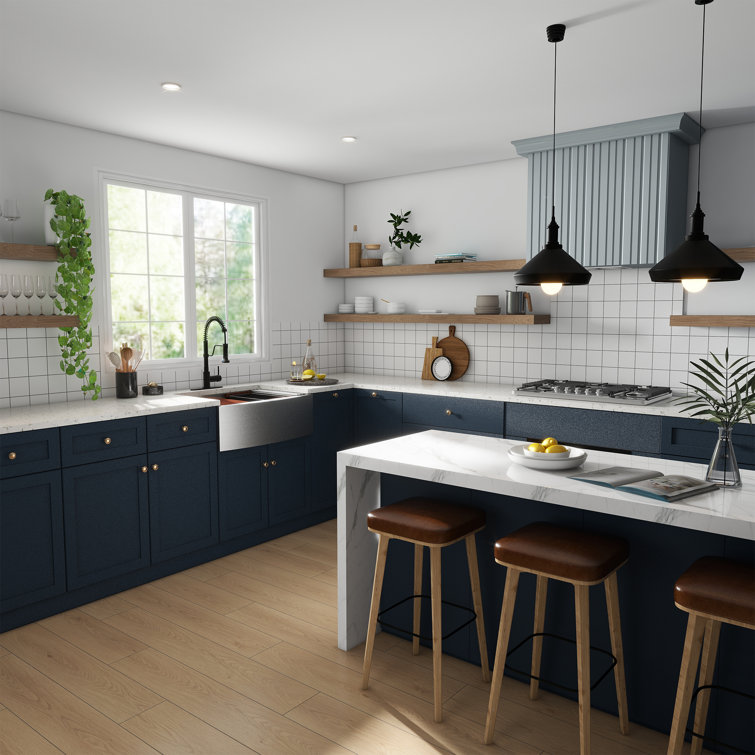 33'' Stainless Steel Farmhouse Kitchen Sink with Matte Black Faucet