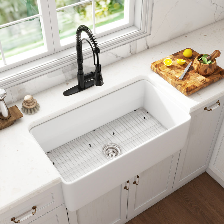 White Fireclay Single Bowl Farmhouse Kitchen Sink with Matte Black Faucet