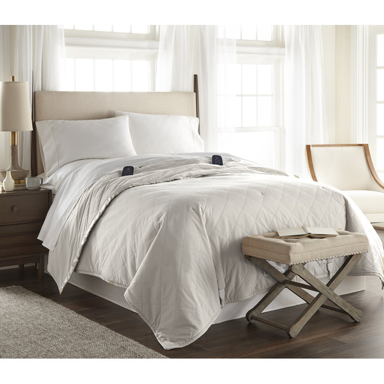 King Ivory Quilted Electric Heated Blanket with Satin Hem