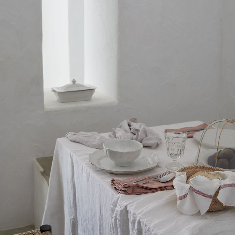 White Ceramic Stoneware Covered Rectangular Casserole