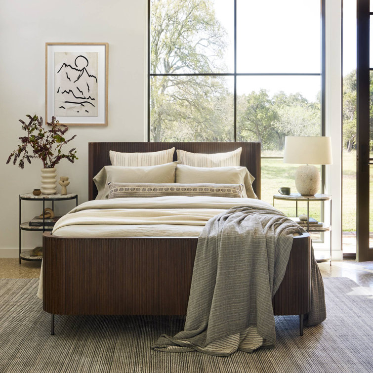 Contemporary Terra Brown Oak Queen Panel Bed with Headboard