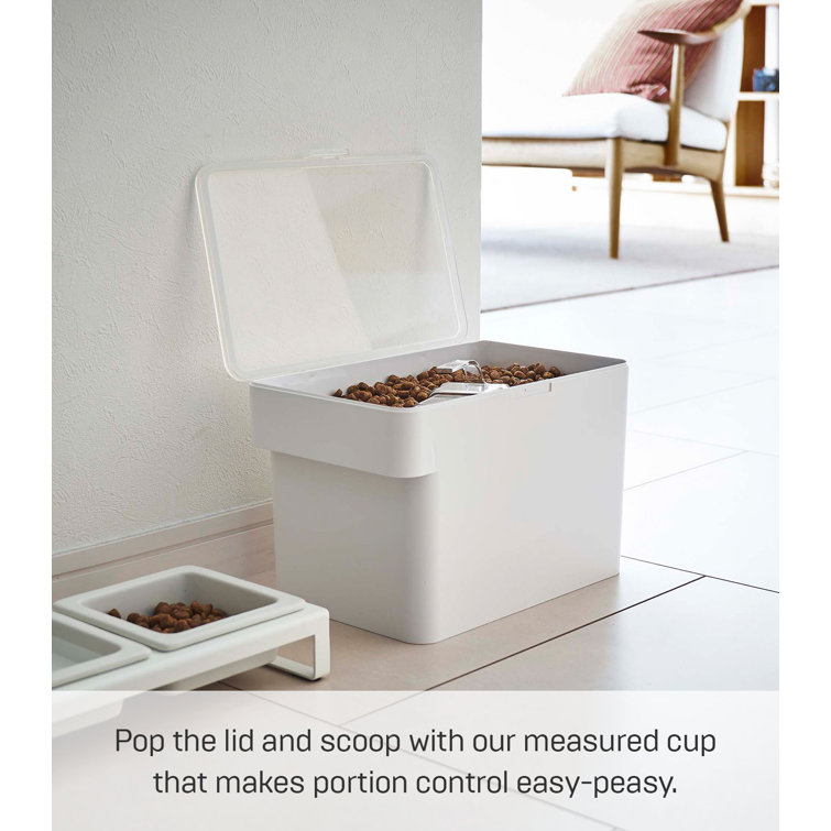 White Airtight Plastic Pet Food Storage Container with Transparent Lid