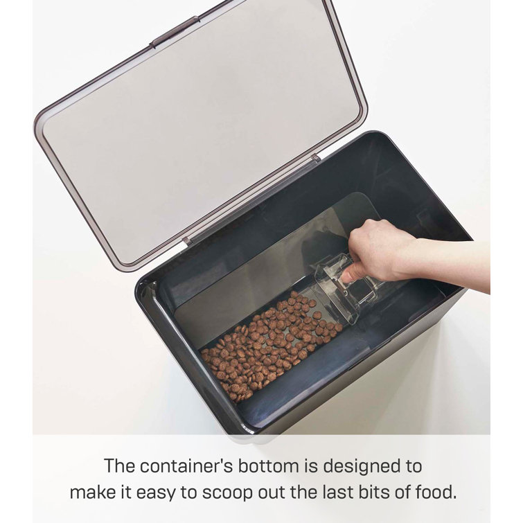 Black Airtight Plastic Pet Food Storage Container, Medium 1.6 Gallons