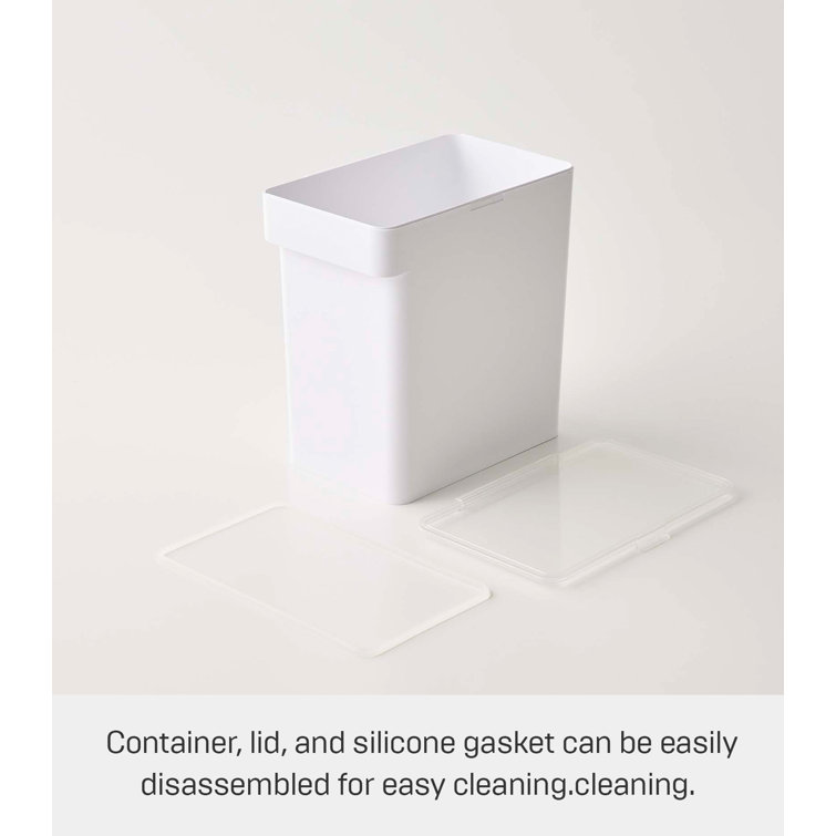 White Airtight Plastic Pet Food Storage Container, 3.2 Gallon