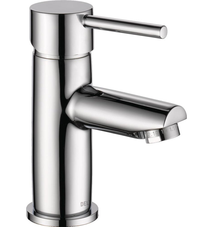 Chrome Single Handle Modern Bathroom Faucet with Drain Assembly