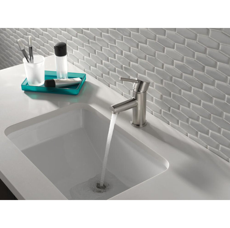 Modern Stainless Steel Single Hole Bathroom Faucet with ADA Compliance