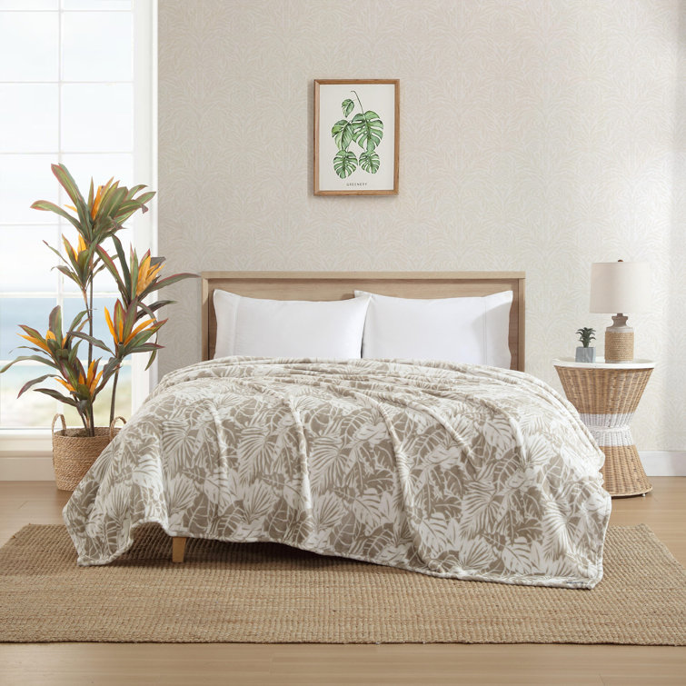 Costa Blanca Beige Twin Reversible Fleece Blanket
