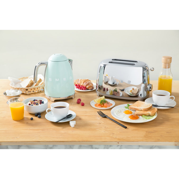 Navy Stainless Steel Retro 2-Slice Toaster with Crumb Tray