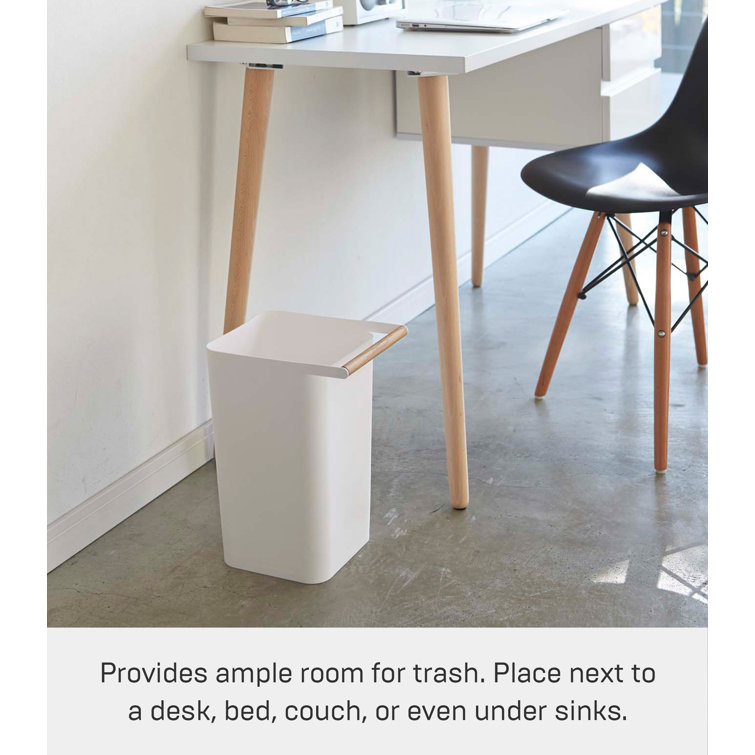 White Slim Plastic Trash Can with Wooden Handle, 2.5 Gallons