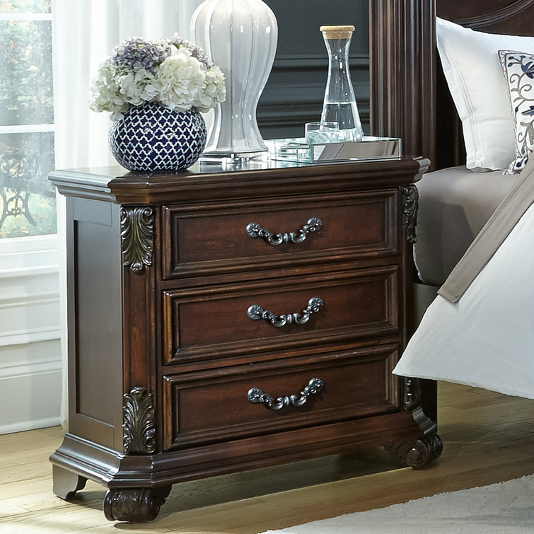 Cannie Poster Bed, Dresser & Mirror, Chest, Night Stand
