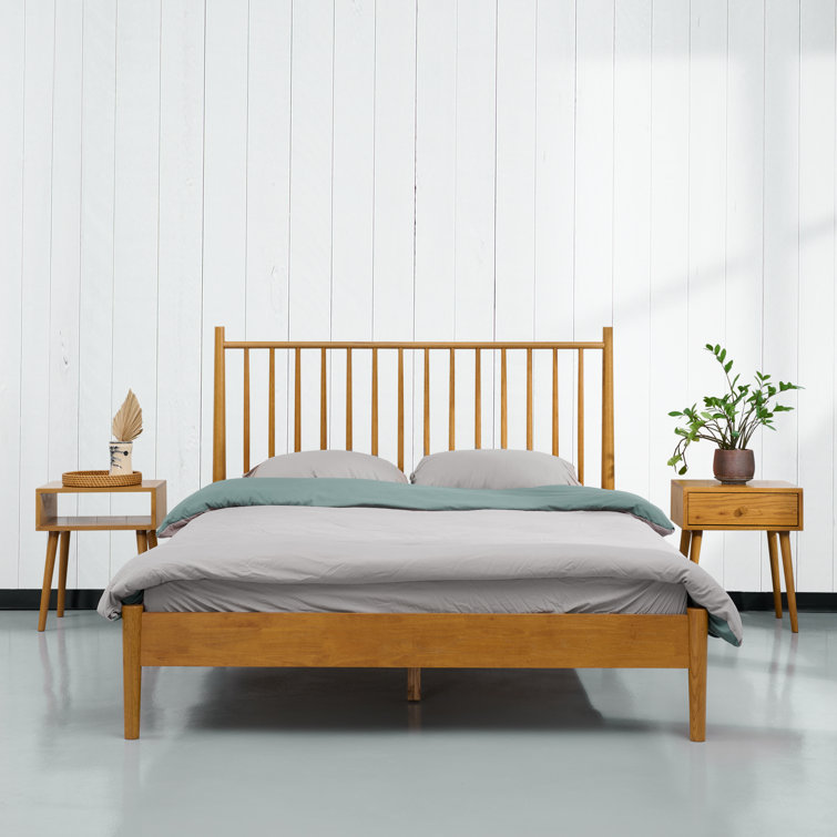 King Rustic Oak Solid Wood Bed Frame with Spindle Headboard
