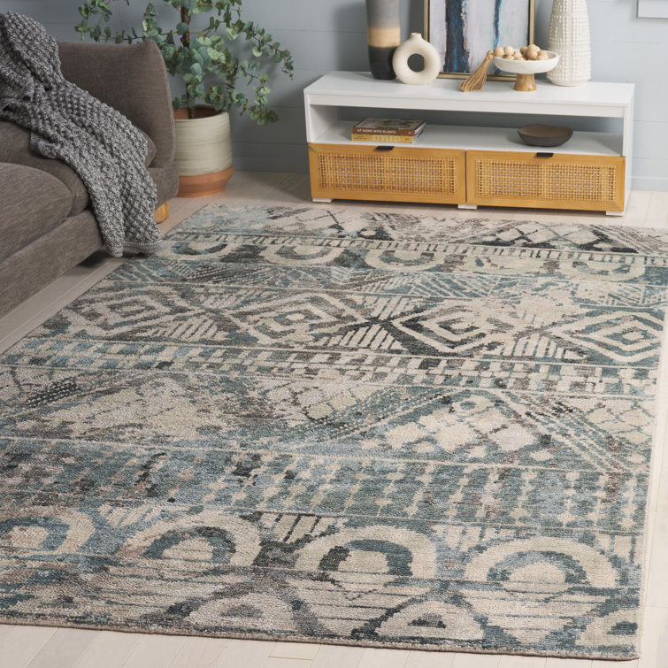 Gray Hand-Knotted Wool Rectangular 6' x 9' Rug