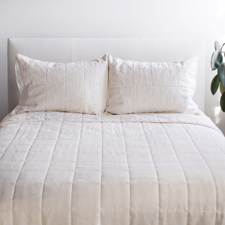 Cream Cotton and Linen Quilted King Sham Set