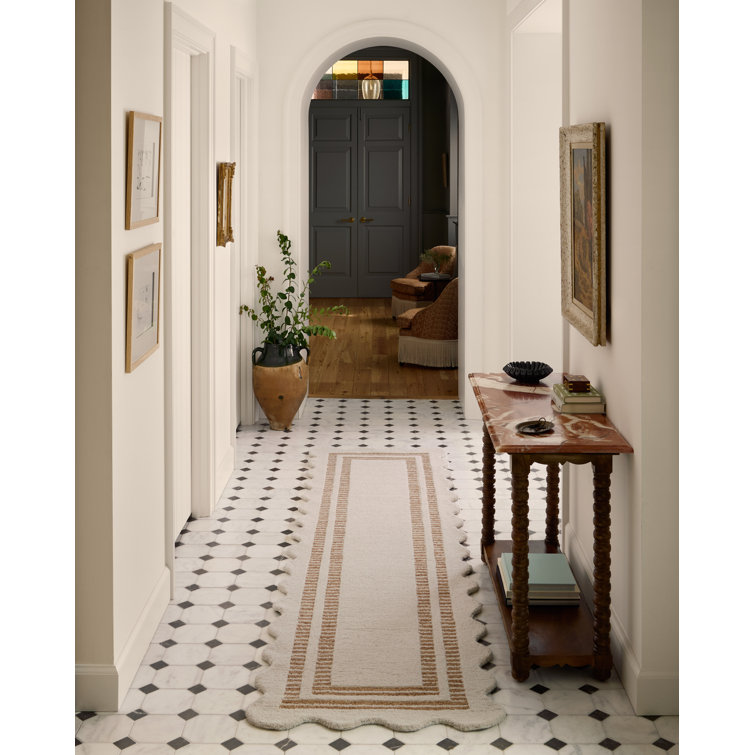 Ivory and Rust Hand-Tufted Wool Scalloped Area Rug 3'-6" x 5'-6"