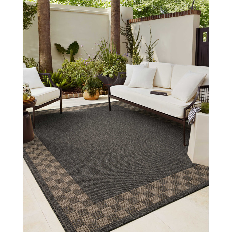 Charcoal and Natural Rectangular Synthetic Indoor/Outdoor Rug 5' x 7'