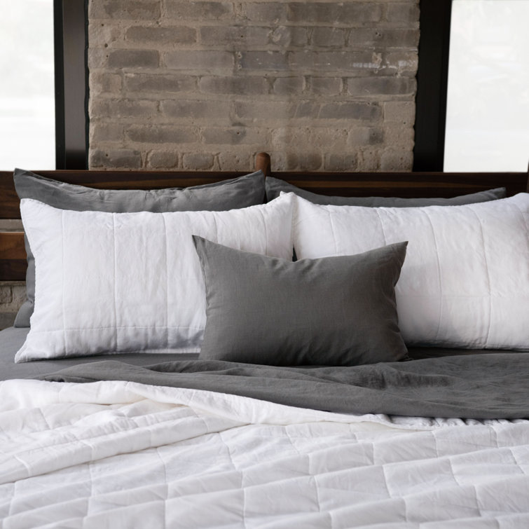 White Twin Microfiber Box Stitch Quilt Set