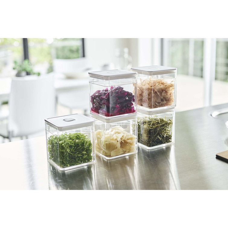 White Plastic Airtight Food Storage Container with Lid