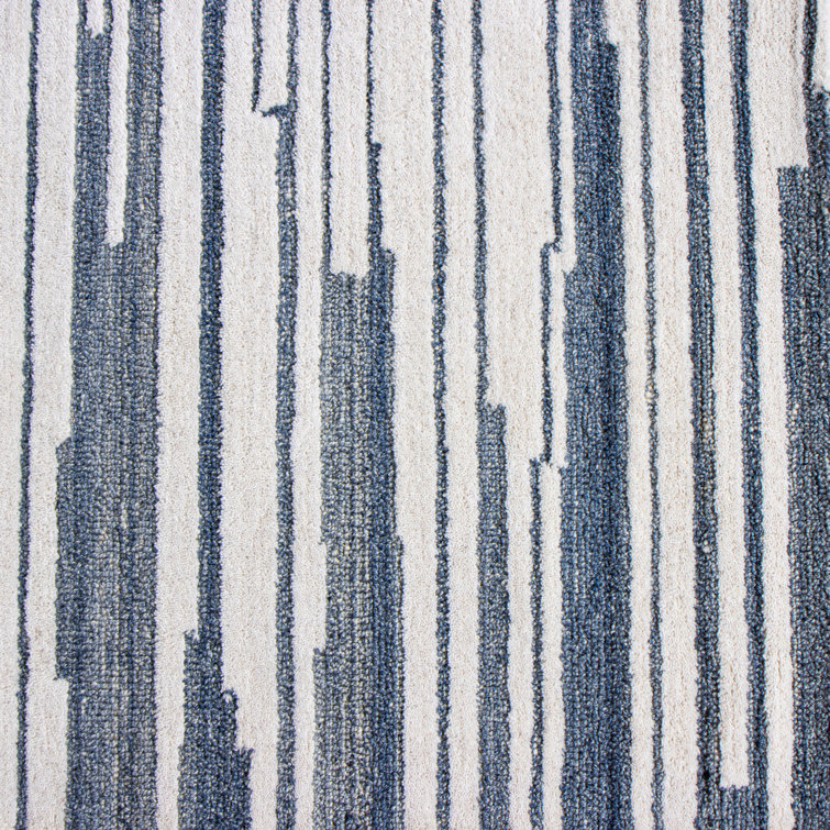 Handmade Gray and White Wool Tufted Square Rug
