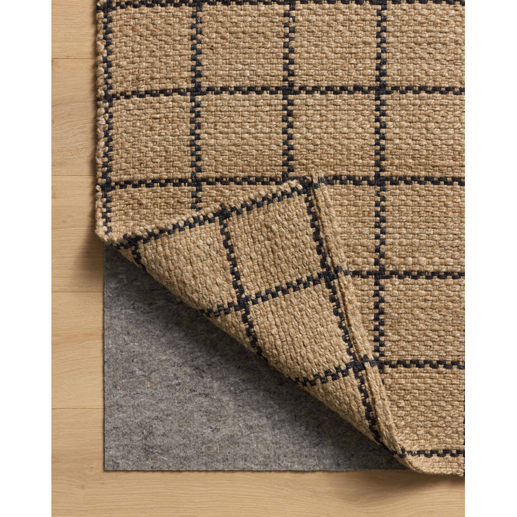 Natural Black Rectangular Synthetic Area Rug 5' x 7'