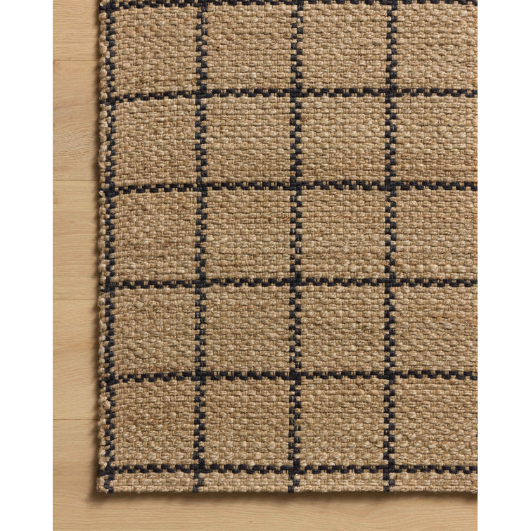 Natural Black Rectangular Synthetic Area Rug 5' x 7'