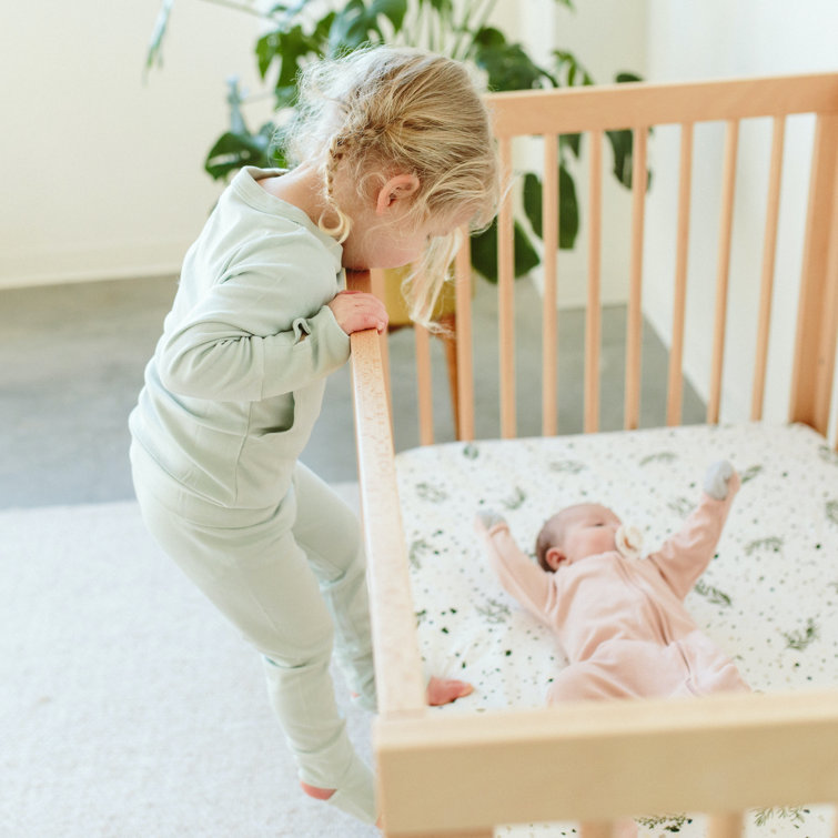 Natural Beechwood 3-in-1 Convertible Crib with Adjustable Height