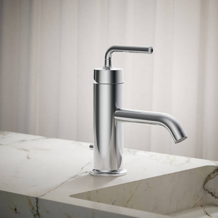 Polished Chrome Single-Handle Bathroom Sink Faucet