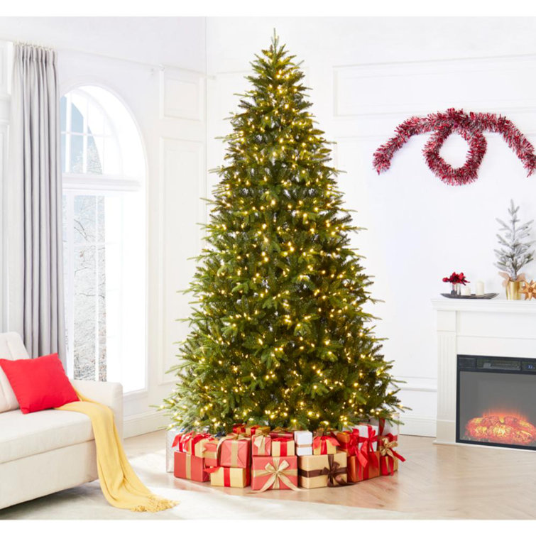 Traditional 4.5ft Prelit Artificial Christmas Tree with Warm Lights and Metal Stand
