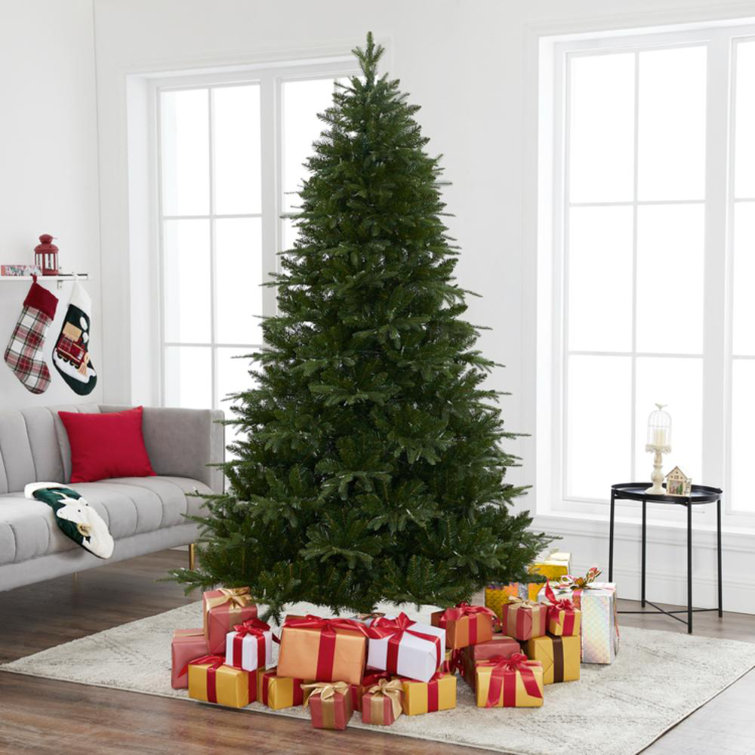 Traditional 4.5ft Prelit Artificial Christmas Tree with Warm Lights and Metal Stand