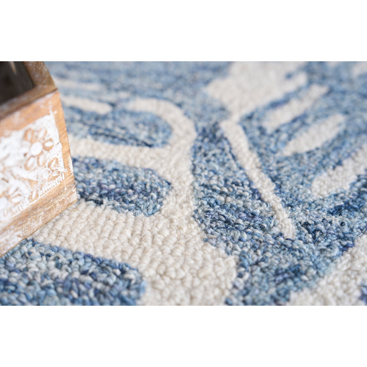 Ivory and Blue Hand-Tufted Wool 10' x 14' Rug
