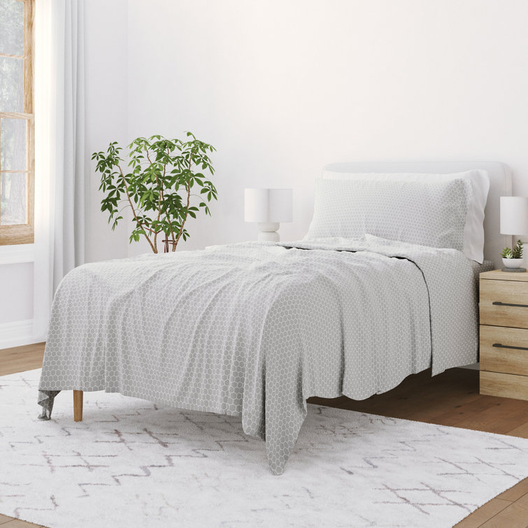 Gray Chevron Twin Microfiber Bedding Set with Pillowcase
