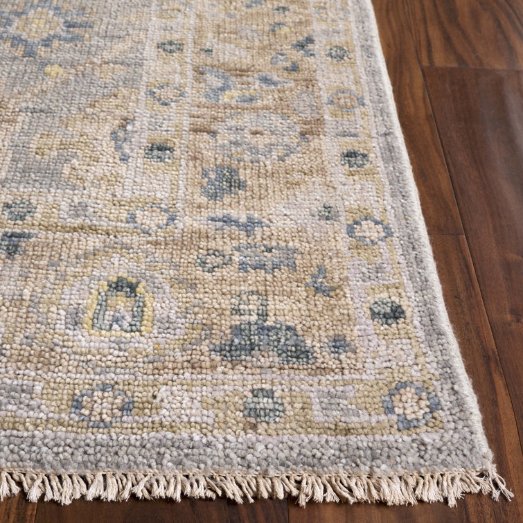 Gray and Beige Hand-Knotted Wool 6' x 9' Rug