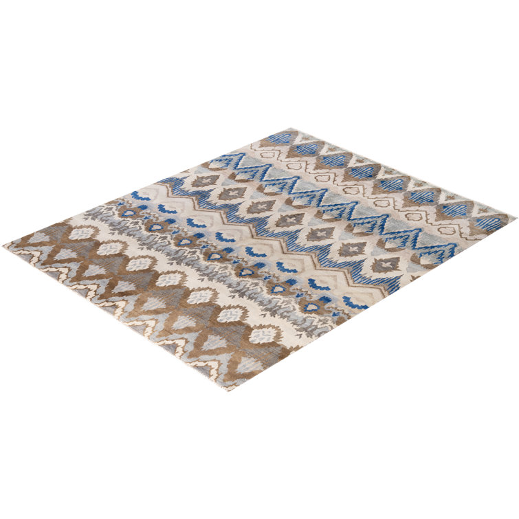 Handmade Beige and Blue Wool Medallion Area Rug, 8' x 9' 10"