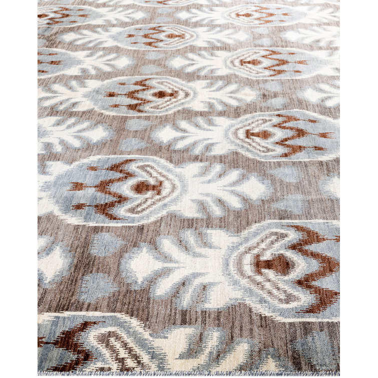 Gray Hand-Knotted Wool Medallion Area Rug, 9' 1" x 12' 5"