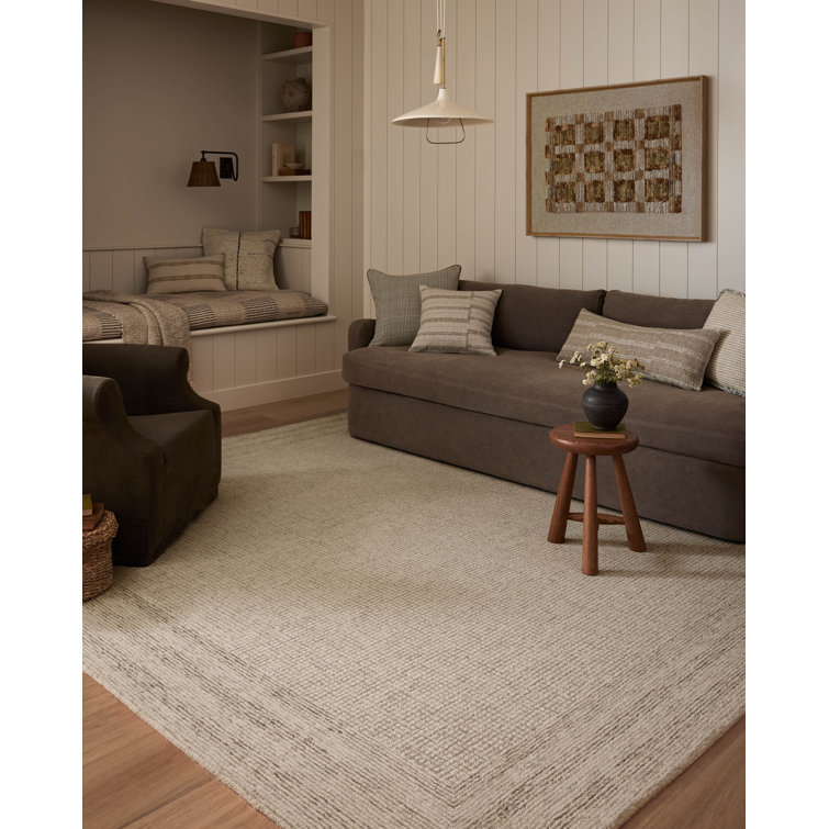 Ivory and Stone Hand-Tufted Wool Area Rug 5' x 7'