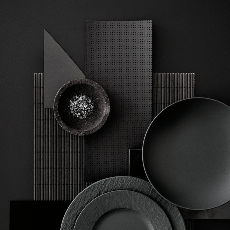 Black Porcelain 12-Piece Round Dinnerware Set