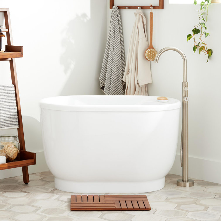 Pelion 47" White Acrylic Freestanding Soaking Tub
