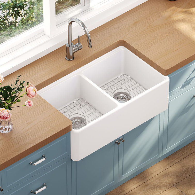 Crisp White Ceramic Double Bowl Farmhouse Kitchen Sink with Accessories