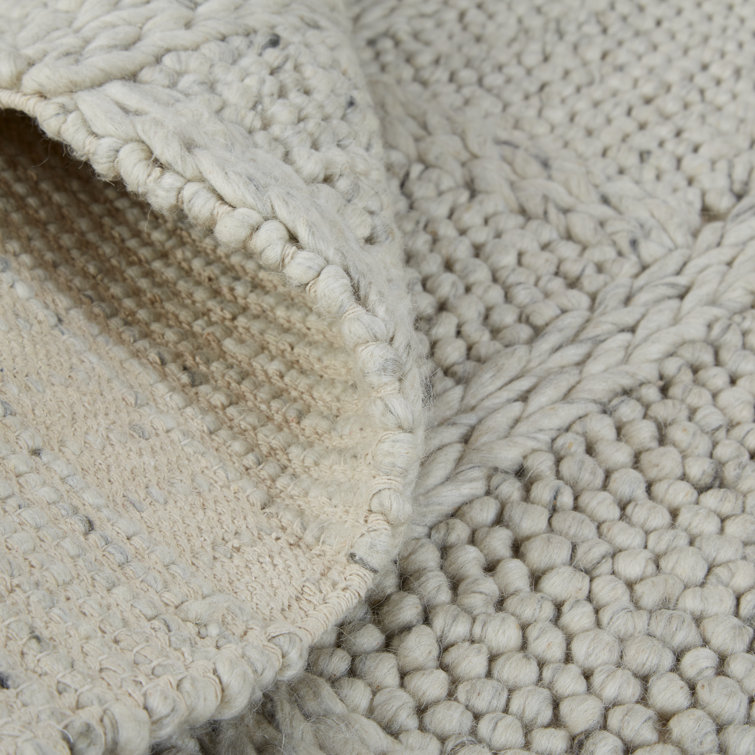 Ivory Handwoven Wool Rectangular Plaid Area Rug 2' x 3'