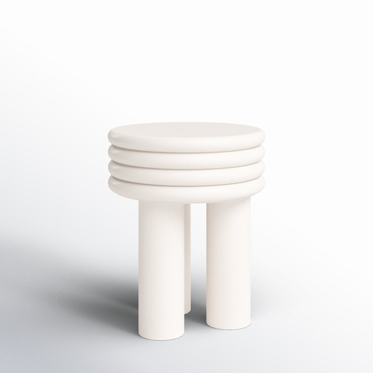Delta Ivory Round Concrete Side Table - 14"x17"