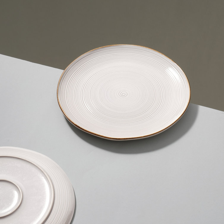 Off-White Ceramic Dinner Plate Set with Delicate Threaded Lines