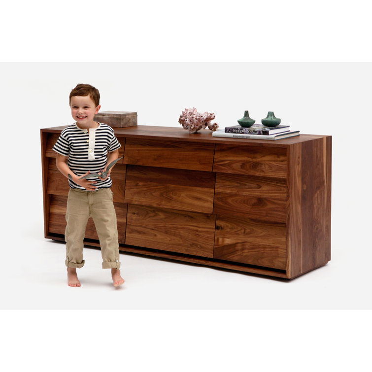 Oliver Large 9-Drawer Horizontal Dresser in Solid Walnut