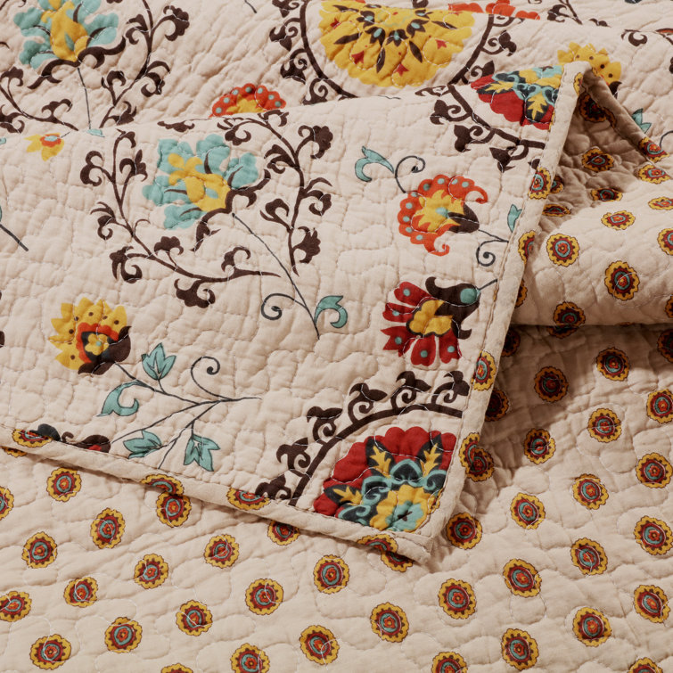 Full Brown Cotton Reversible Quilt Set with Floral Crests